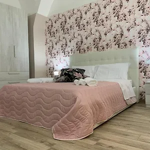 Apartament The House Porta Garibaldi, Katania