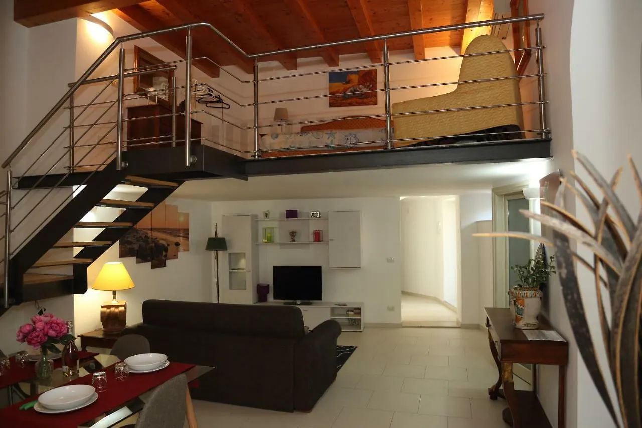 Apartament Mega House Katania