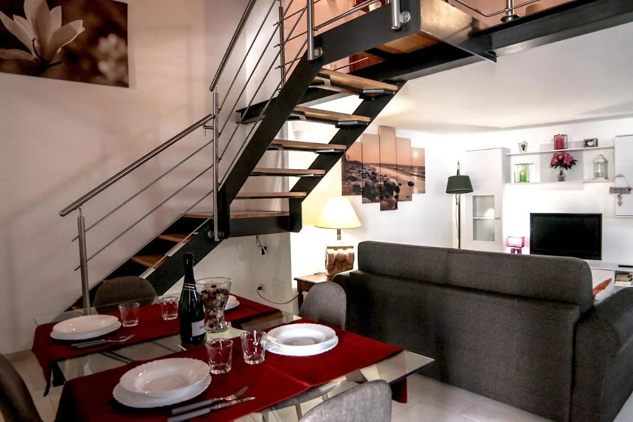 Apartmán Mega House CTA 0*,  Itálie